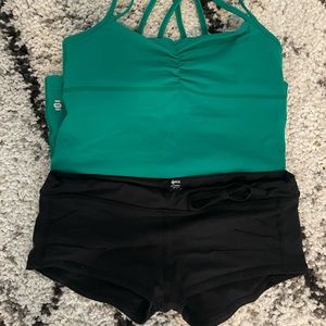 Tonic Yoga activewear tank top and bottoms. Tank top sized S and shorts sized M.
